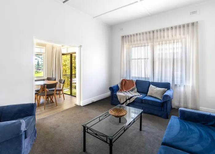 Bayview Apartments Glenelg